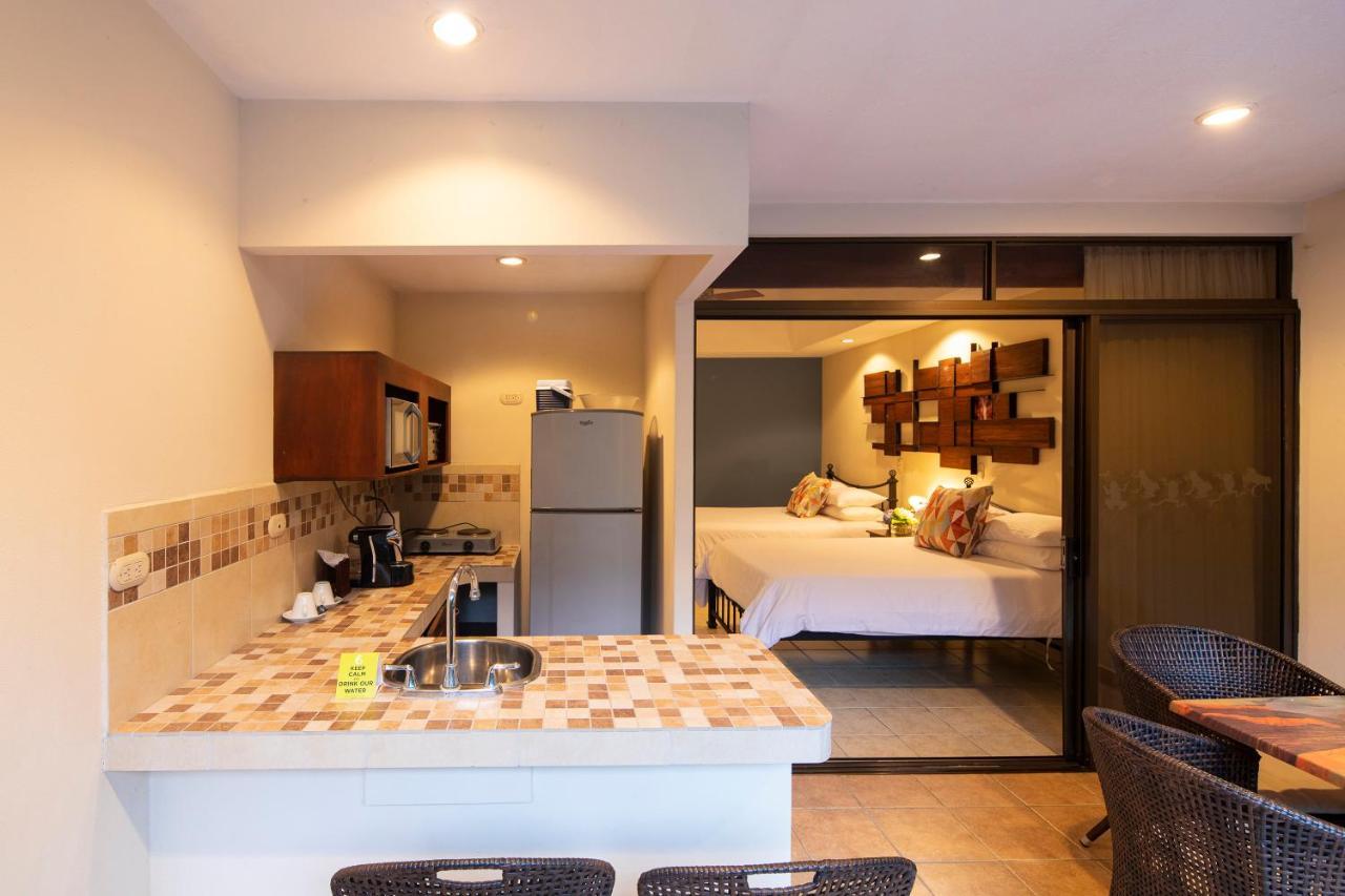 Pumilio Mountain & Ocean Hotel ฆาโก ภายนอก รูปภาพ